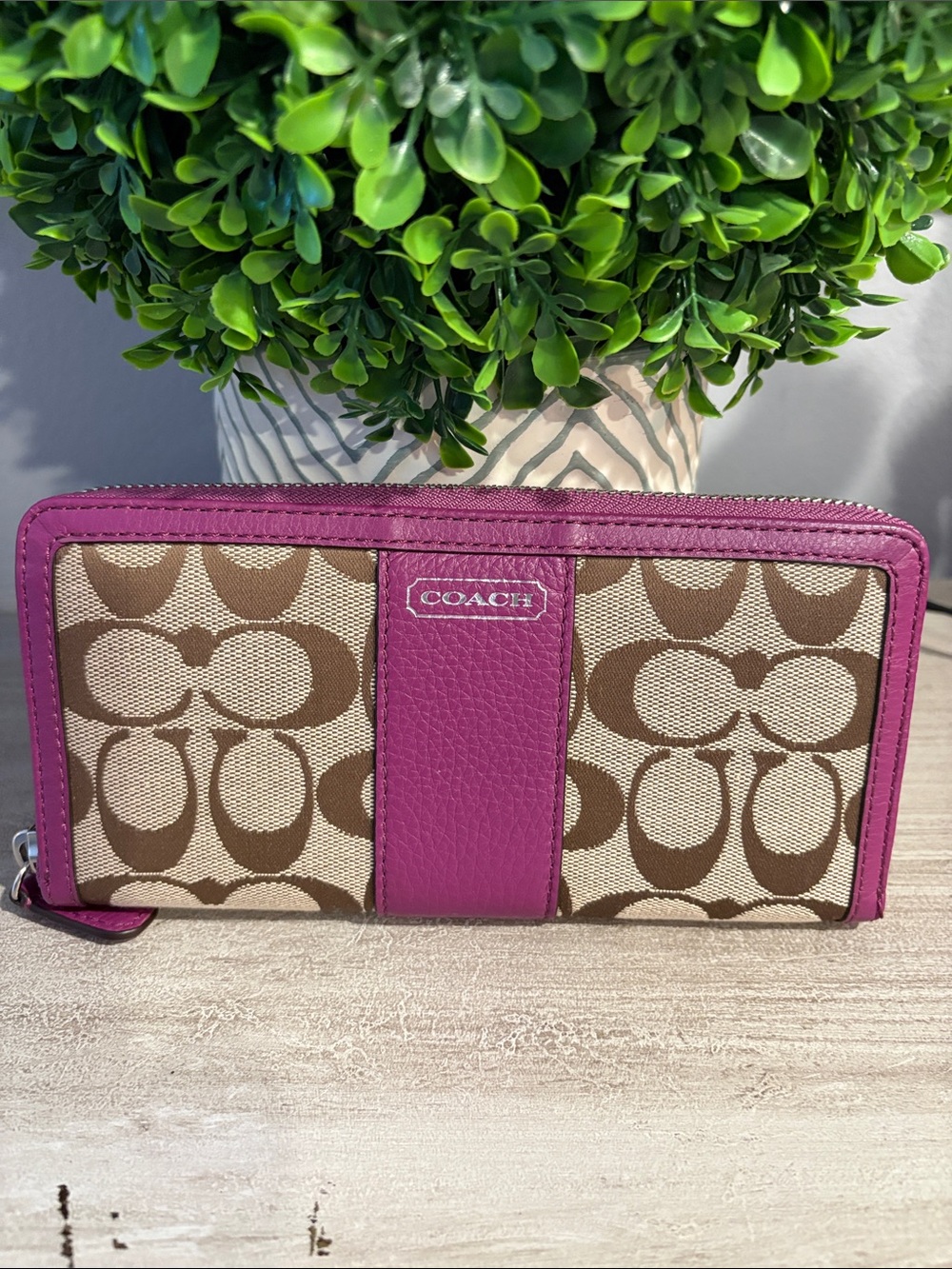 Coach Khaki/Amethyst NWT Wallet